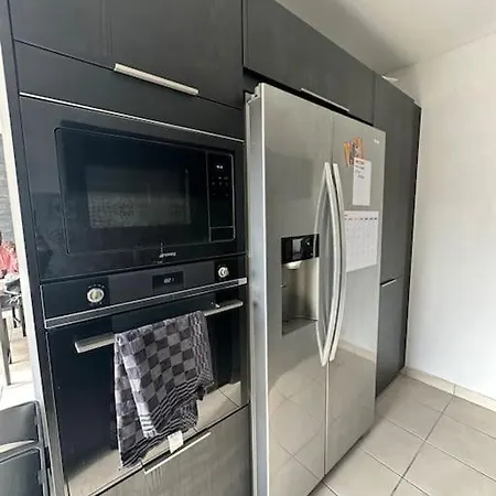 Superbe Maison Familiale 度假居 图尔