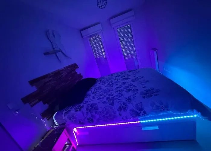 Holiday home Superbe Maison Familiale Tours